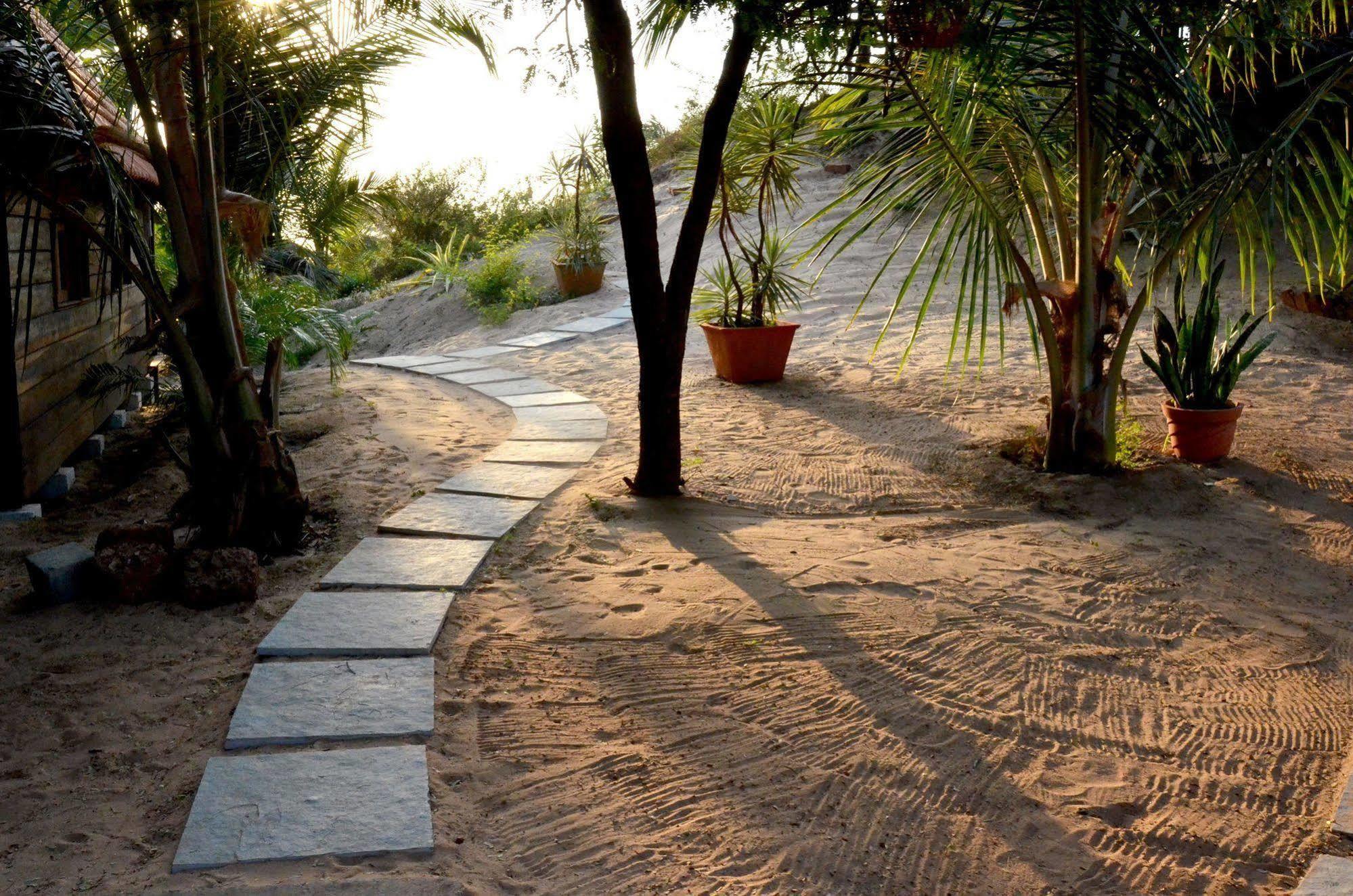 באג'ה Little India Beach Cottages מראה חיצוני תמונה